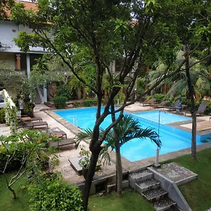 Melasti Kuta & Hotel Kuta Lombok